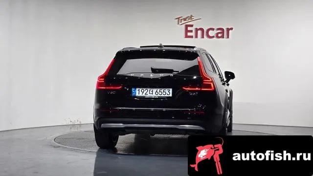 Volvo V60 V60 Cross-country 2nd Generation 2023 года - вид 4