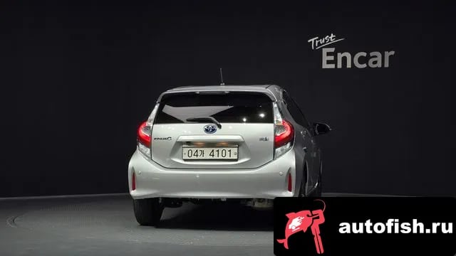 Toyota Prius Prius C 2018 года - похожие автомобили