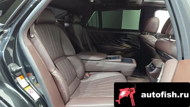 Lexus LS LS500 5th generation 2018 года - похожие автомобили