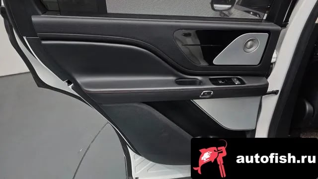 Lincoln Aviator Aviator 2nd generation 2022 года - похожие автомобили