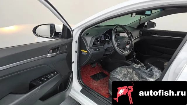 Hyundai AVANTE The New Avante AD 2018 года - похожие автомобили