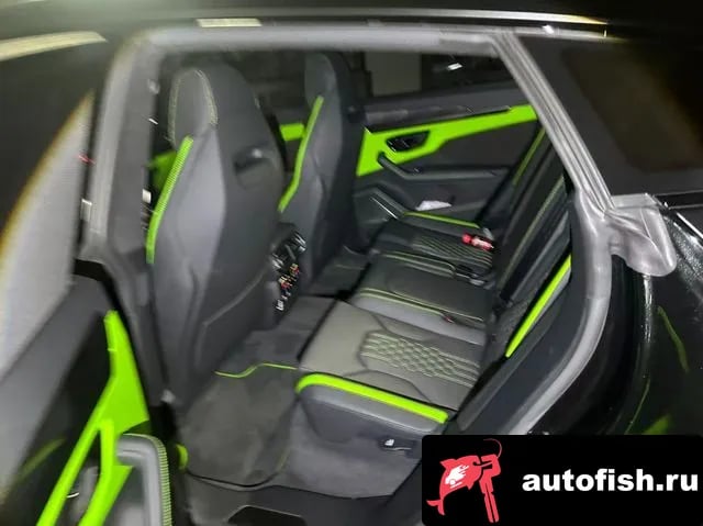 Lamborghini Urus Urus 2023 года - похожие автомобили