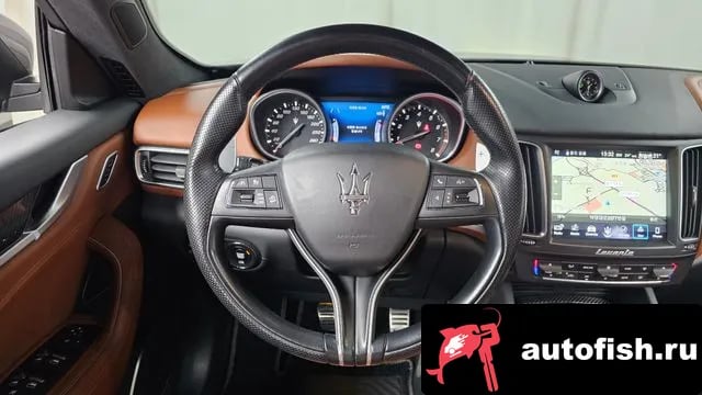 Maserati Levante Lebante 2018 года - похожие автомобили