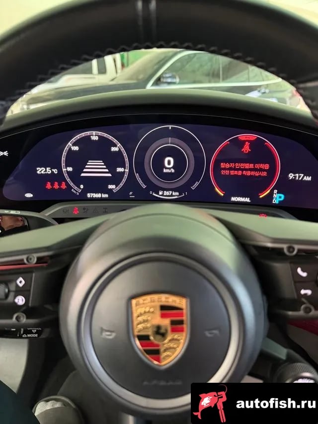 Porsche Taycan Taikan 2021 года - вид 5