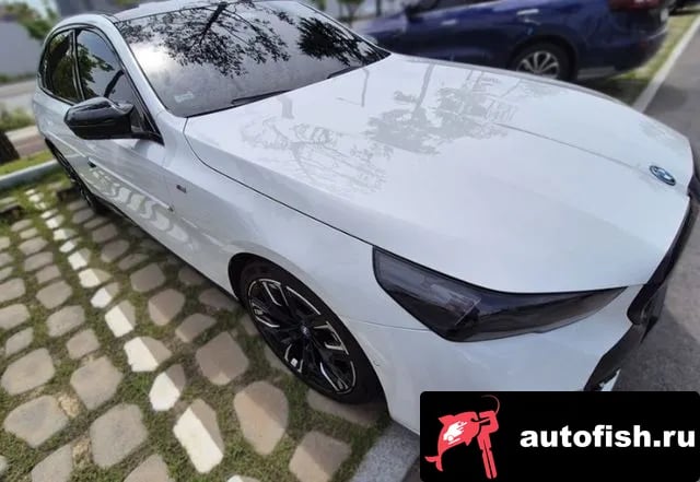 BMW i5 i5 (G60) 2023 года - похожие автомобили