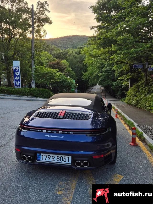 Porsche 911 911 (992) 2024 года - вид 4