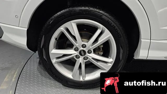 Audi Q3 Q3 (F3) 2023 года - вид 5