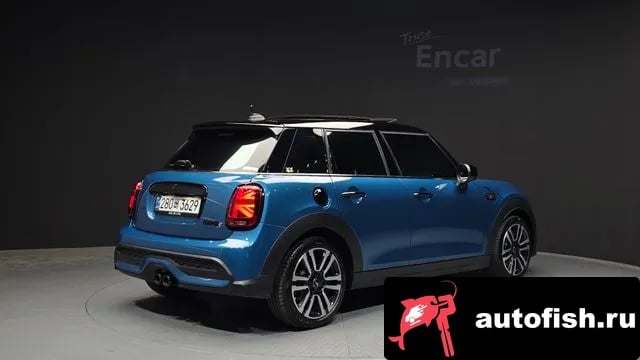 Mini Cooper Cooper S 2024 года - вид 2