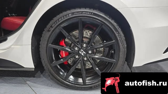 Kia Stinger Stinger 2018 года - похожие автомобили