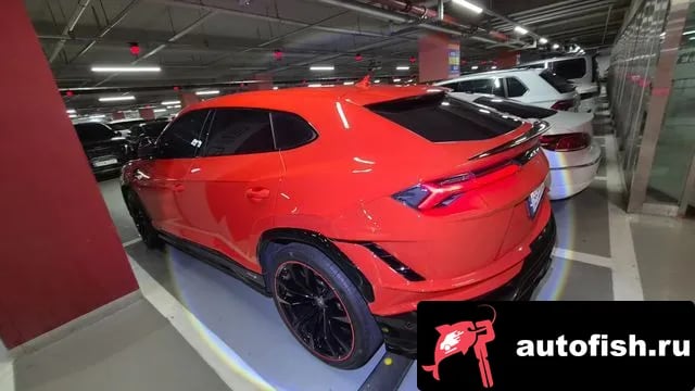 Lamborghini Urus Urus 2023 года - похожие автомобили