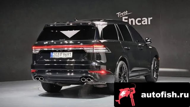 Lincoln Aviator Aviator 2nd generation 2023 года - вид 2