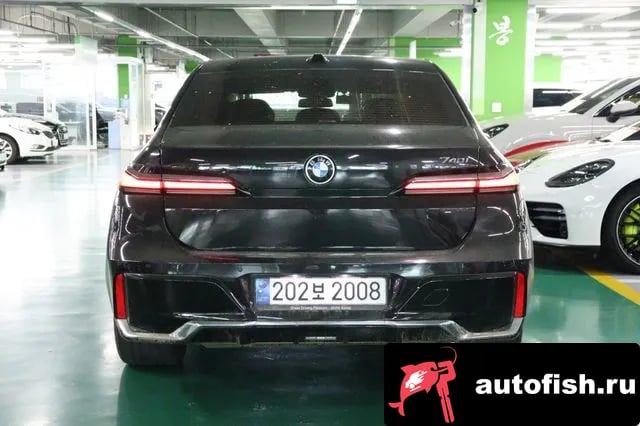 BMW 7-Series 7 Series (G70) 2022 года - вид 3