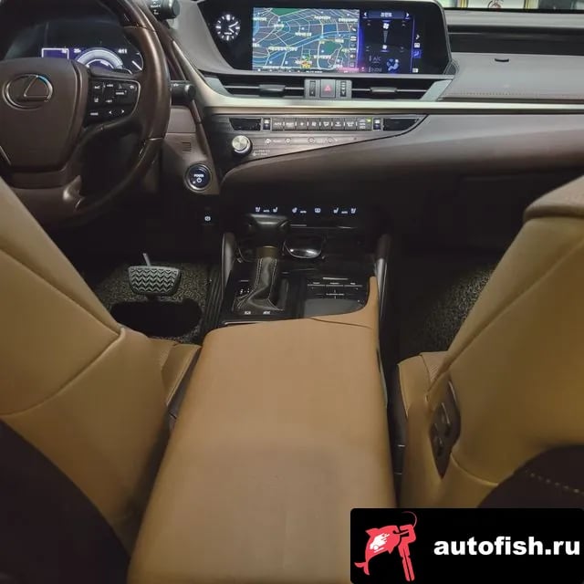 Lexus ES ES300h 7th generation 2021 года - похожие автомобили