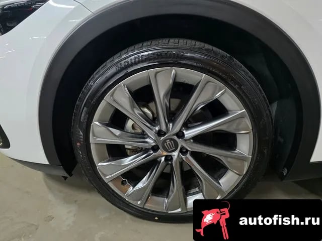 Toyota Crown Crown Crossover 2023 года - вид 5