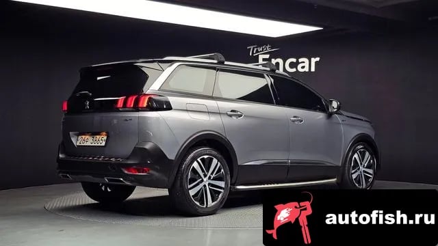 Peugeot 5008 5008 second generation 2018 года - вид 2