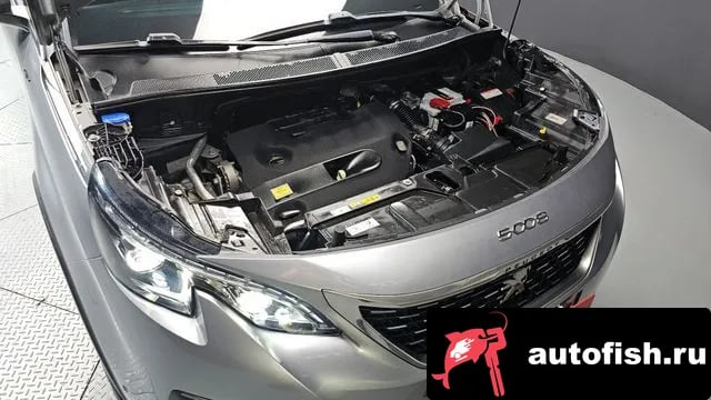 Peugeot 5008 5008 second generation 2018 года - вид 6