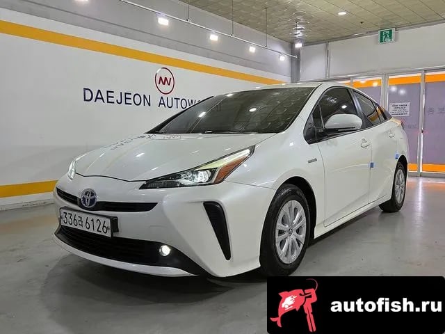 Toyota Prius Prius 4th Generation 2019 года - похожие автомобили