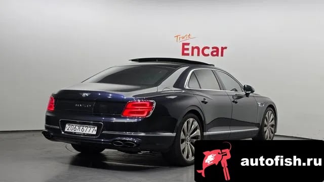 Bentley Flying Spur Flying Spur 3rd Generation 2022 года - похожие автомобили