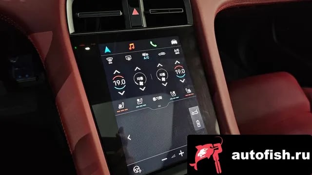 Porsche Taycan Taikan 2024 года - похожие автомобили