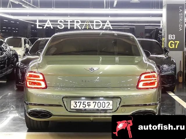 Bentley Flying Spur Flying Spur 3rd Generation 2022 года - вид 2
