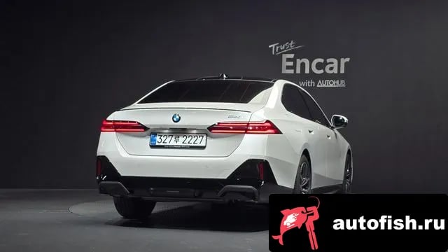 BMW 5-Series 5 Series (G60) 2025 года - вид 4