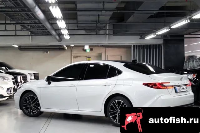 Toyota Camry Camry (XV80) 2026 года - вид 4