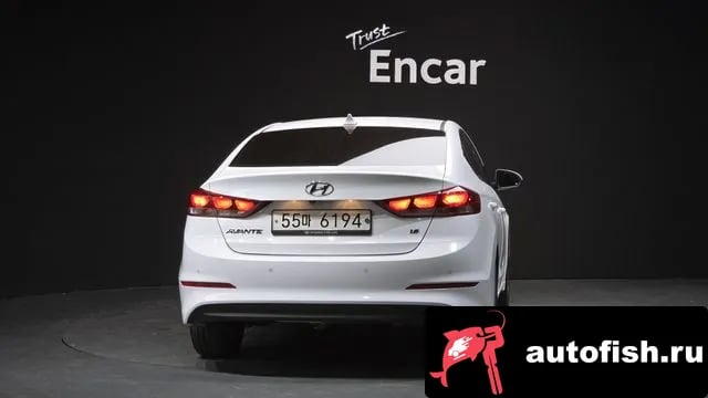 Hyundai AVANTE Avante AD 2018 года - вид 4