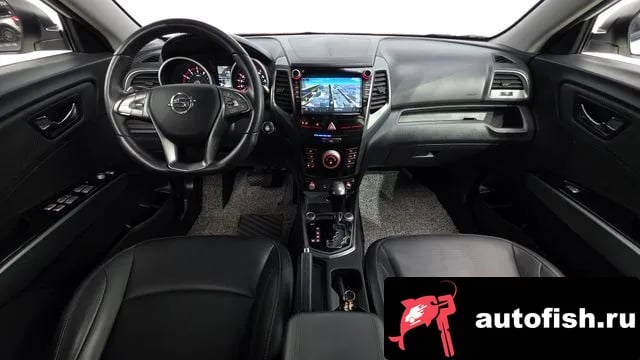 KG Mobility (Ssangyong) TIBOLI Tivoli Armor 2018 года - похожие автомобили