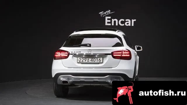Mercedes-Benz GLA-Class GLA-Class X156 2018 года - вид 3