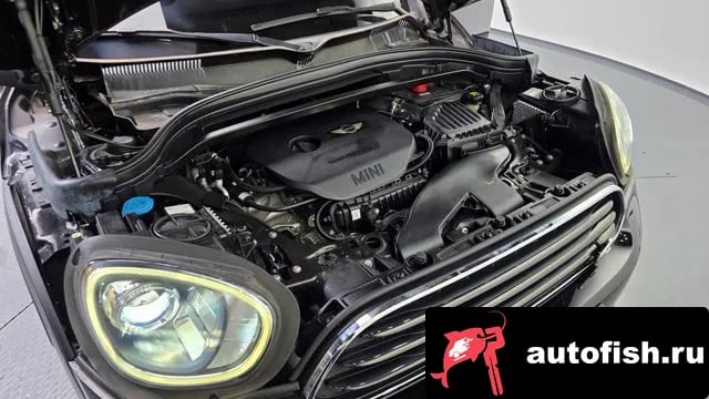 Mini Countryman Cooper Country Man 2018 года - вид 6