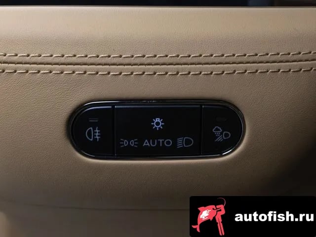 Bentley Bentayga Benteiga 2025 года - похожие автомобили