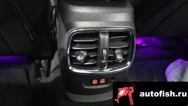 Mini Clubman Cooper Clubman 2020 года - похожие автомобили