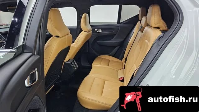 Volvo XC40 XC40 2021 года - похожие автомобили