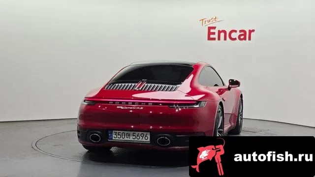 Porsche 911 911 (992) 2021 года - вид 4
