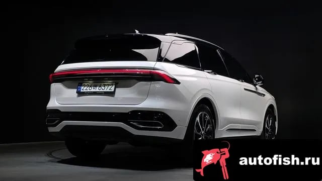 Lincoln Nautilus Nautilus 2nd Generation 2024 года - вид 2