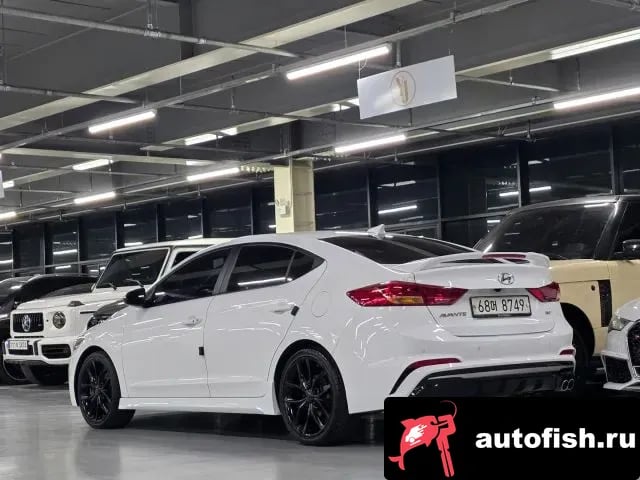 Hyundai AVANTE Avante AD 2018 года - вид 2