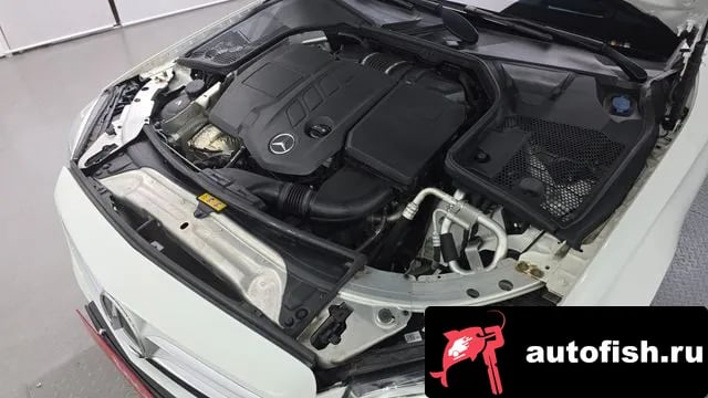 Mercedes-Benz C-Class C-Class W205 2020 года - похожие автомобили
