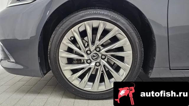 Lexus ES ES300h 7th generation 2024 года - вид 5