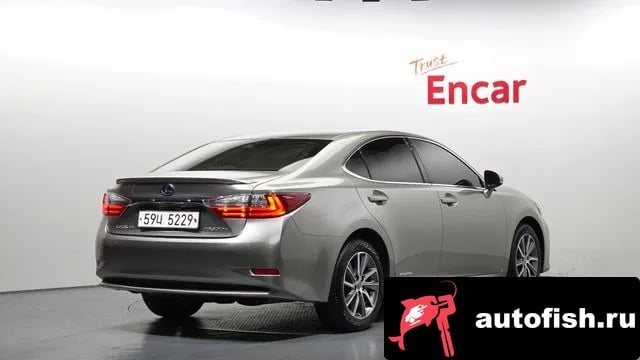 Lexus ES New ES300h 2018 года - вид 2
