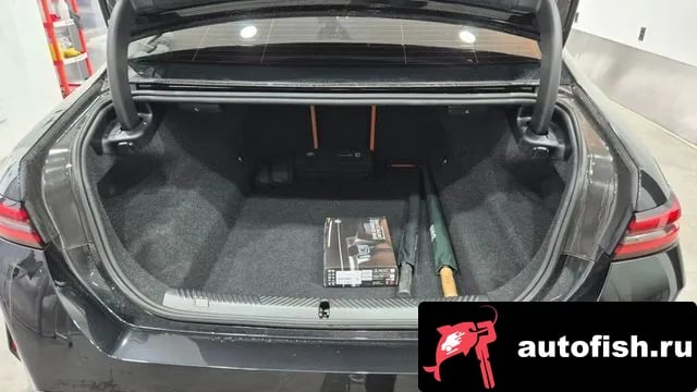 BMW M5 M5 (G90) 2025 года - похожие автомобили