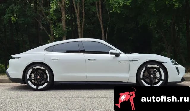 Porsche Taycan Taikan 2021 года - вид 5