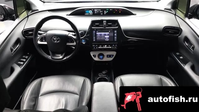 Toyota Prius Prius 4th Generation 2018 года - похожие автомобили