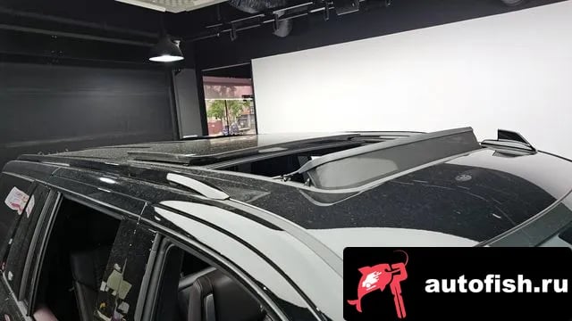 Cadillac Escalade Escalade 5th Generation 2022 года - похожие автомобили