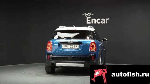 Mini Countryman Cooper Country Man 2019 года - вид 4