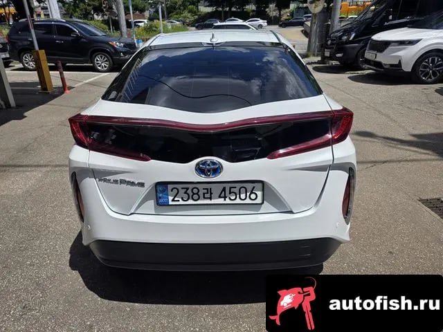 Toyota Prius Prius Prime 2022 года - вид 3
