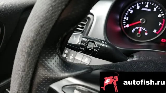 Kia Stonic Stony 2018 года - похожие автомобили