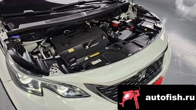 Peugeot 3008 3008 second generation 2019 года - вид 6