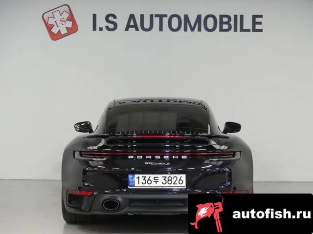 Porsche 911 911 (992) 2021 года - вид 3