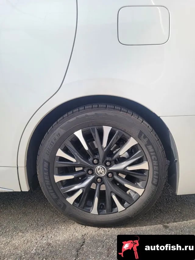 Toyota Alphard Alphad 4th Generation 2025 года - вид 5