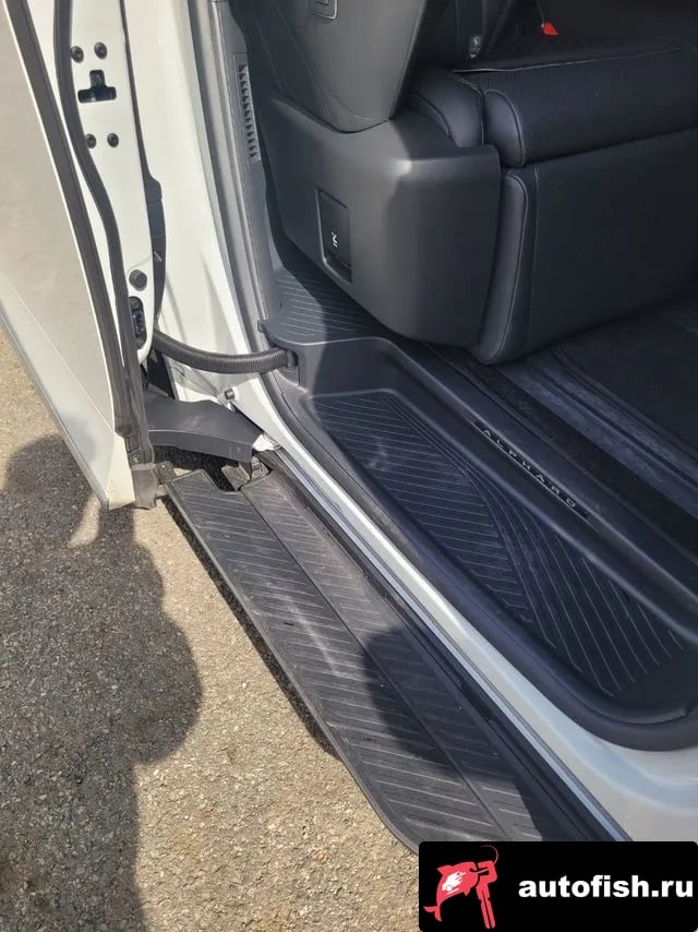 Toyota Alphard Alphad 4th Generation 2025 года - вид 6